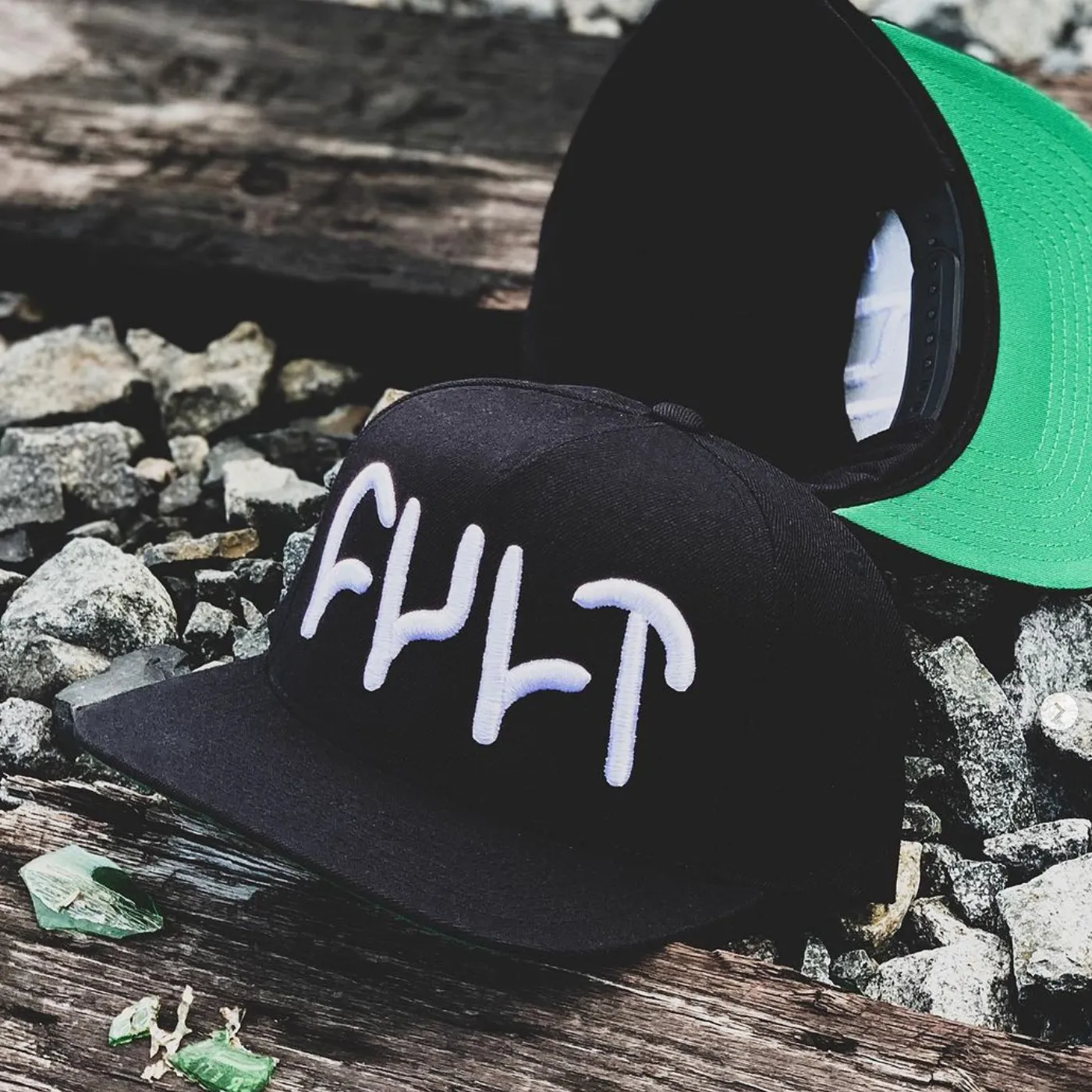 Cult Big Logo καπέλο snapback