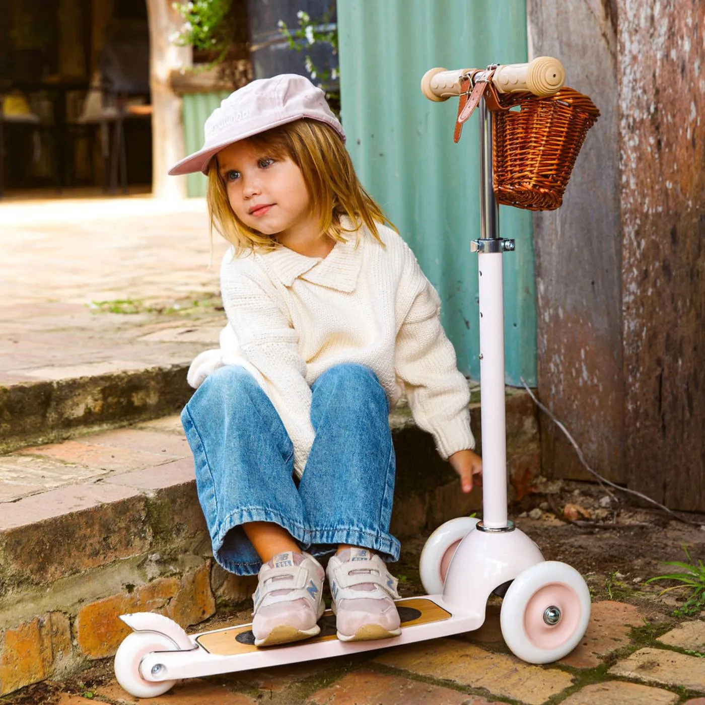 Banwood Scooter Vintage παιδικό πατίνι ροζ αναδιπλούμενο