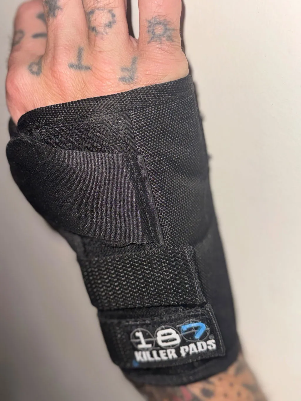 187 Killer Pads Pro επικαρπίδες μαύρες ενισχυμένες
